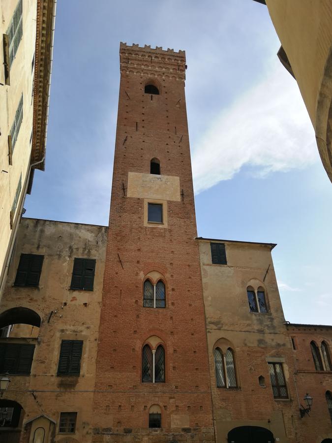 Torre Cepollini Hotel Albenga Bagian luar foto